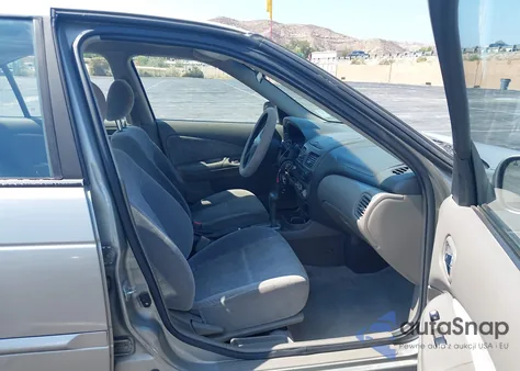 2003 Nissan Sentra Xe z USA, uszkodzony, nr VIN 3N1CB51D53L777242